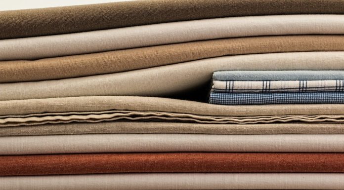 Lino tessuto: fusione perfetta tra stile, freschezza ed eco-sostenibilità Lino tessuto