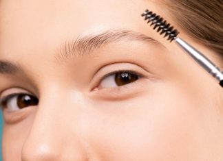 Come modellare le sopracciglia modellare le sopracciglia