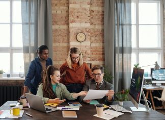 Come definire una strategia di marketing per la tua attività strategia di marketing per la tua azienda