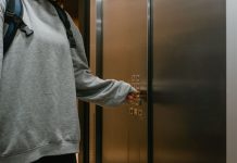 Ascensore condominiale: controlli, verifiche e interventi da non trascurare ascensore condominiale